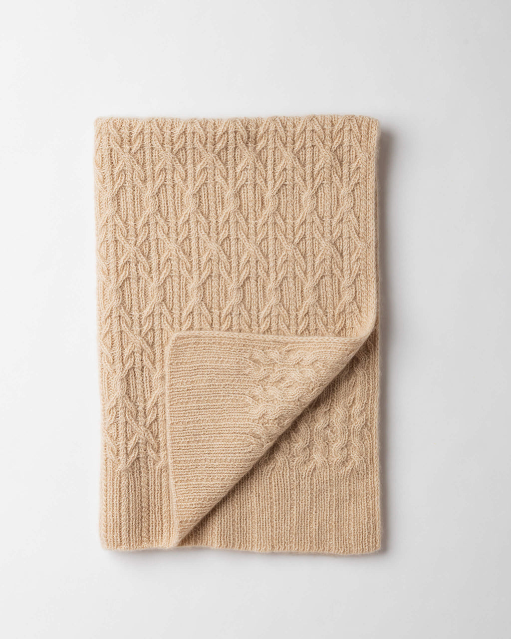 Luxe Weight Entwine Cable Cashmere Blanket