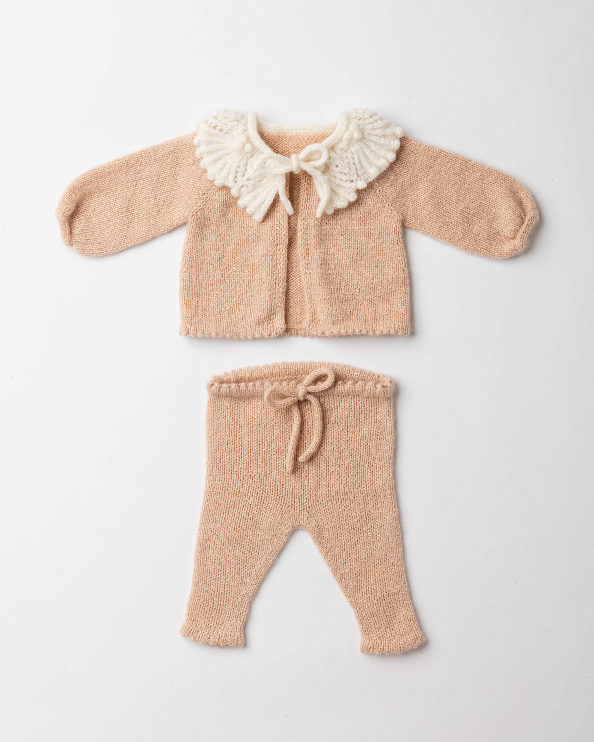 Petal Collar Cashmere Cardigan and leggings Set