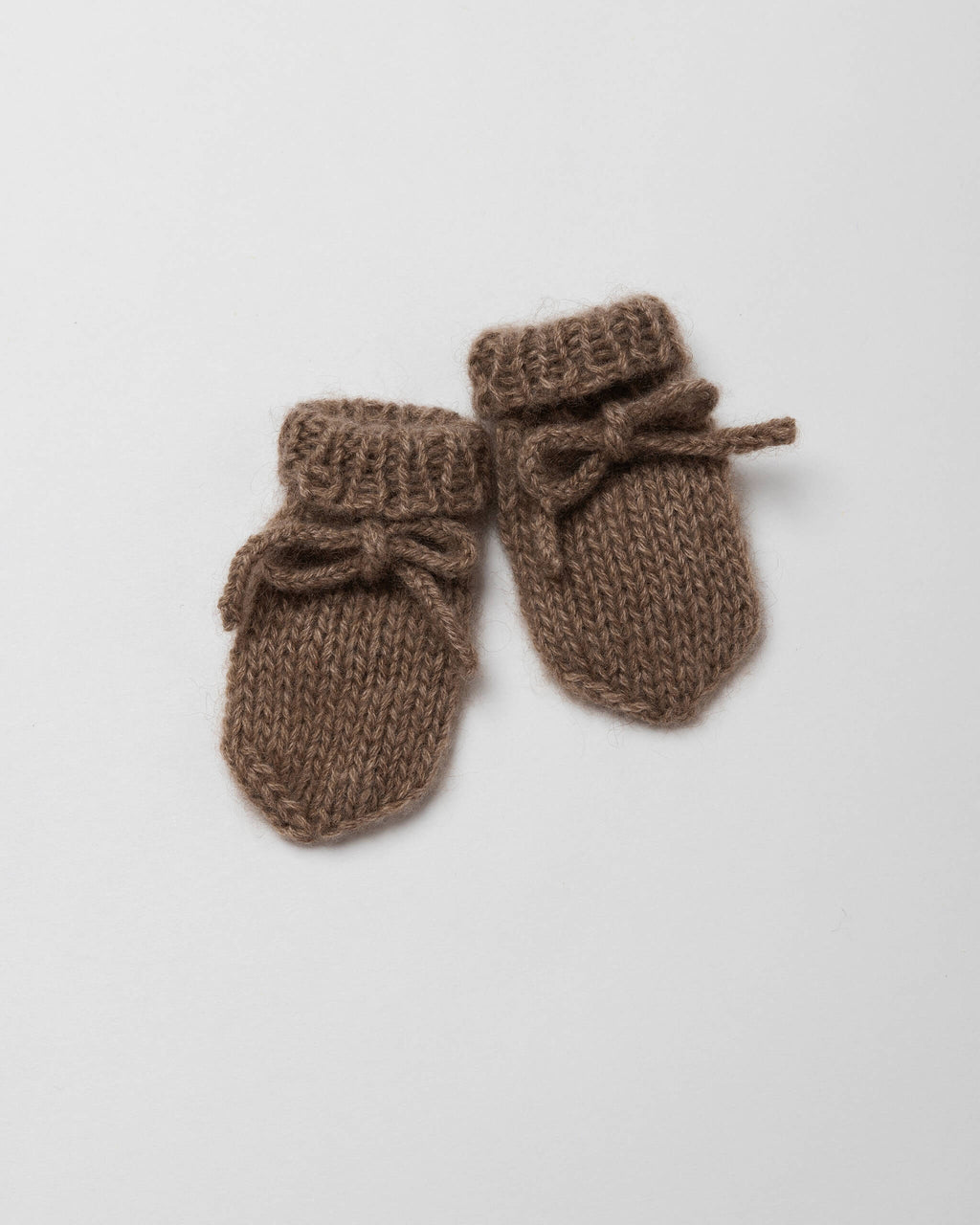 Petite Knot Cashmere Mittens
