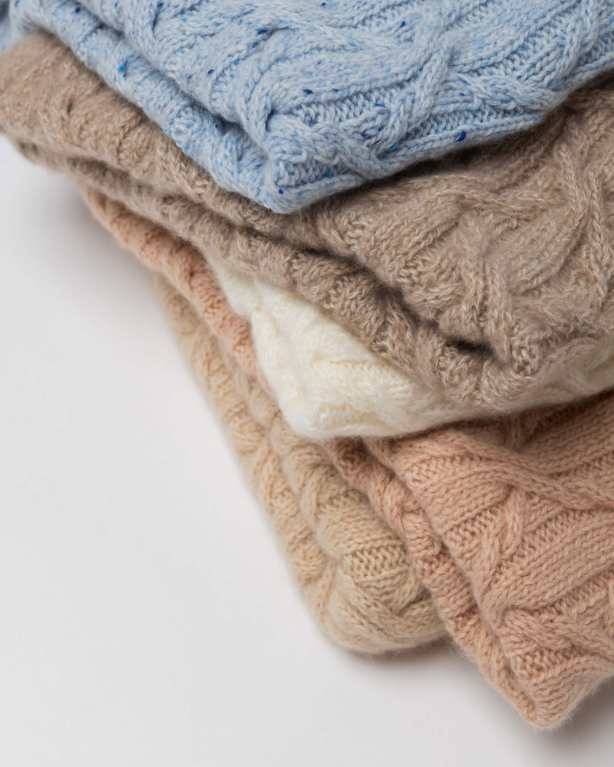 Eternal Cable Cashmere Blanket