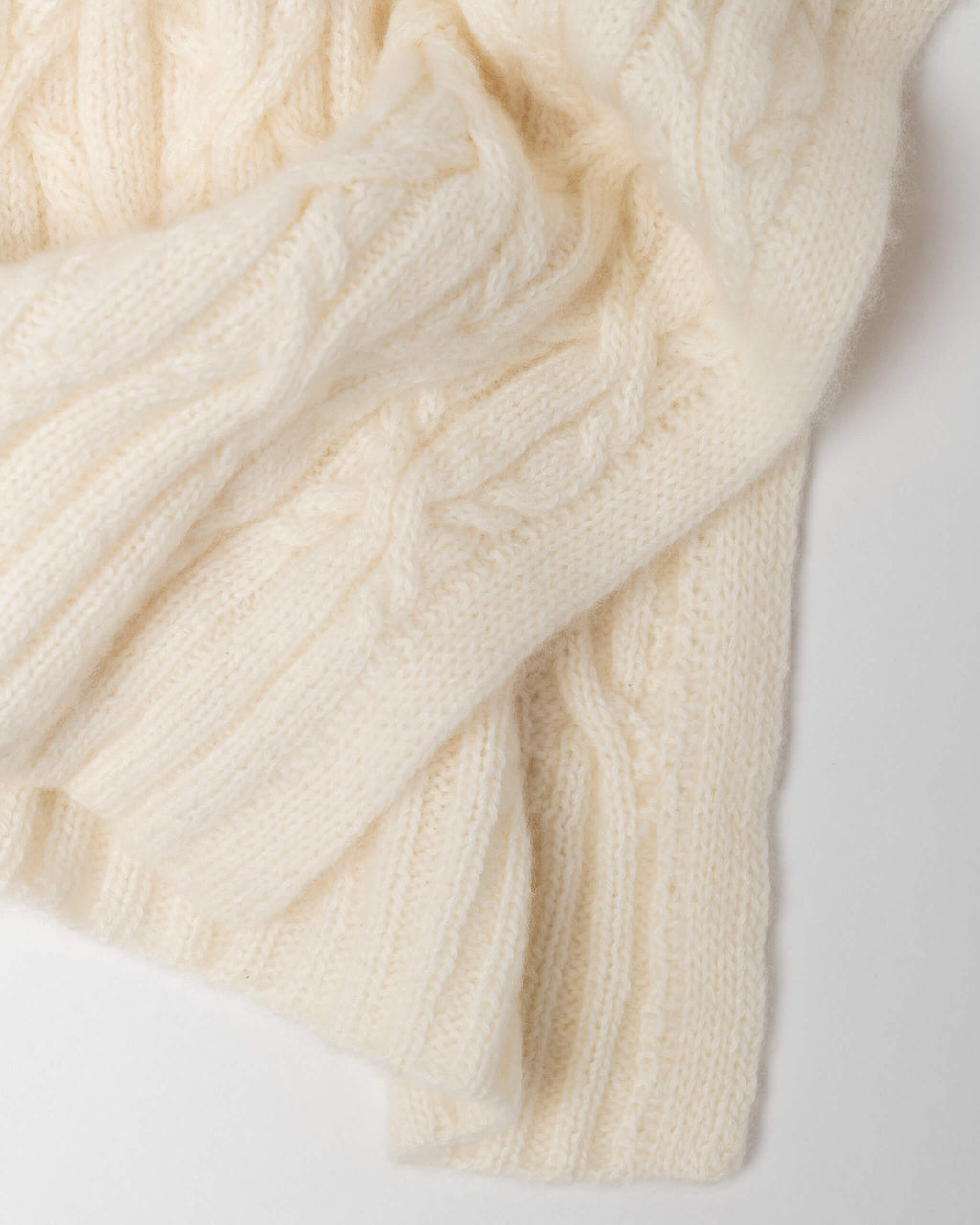 Eternal Cable Cashmere Blanket