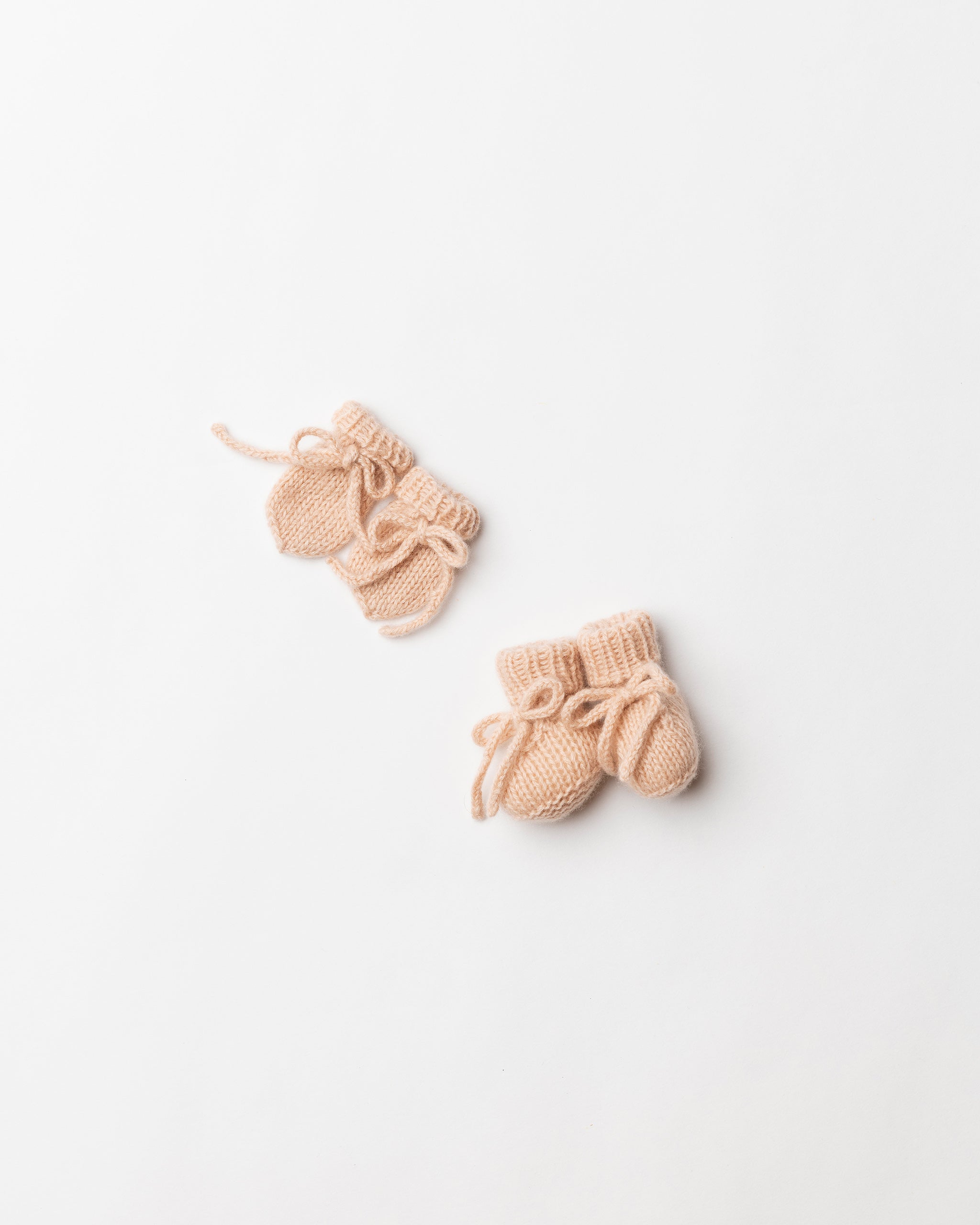Petite Knot Cashmere Mittens and Booties Set
