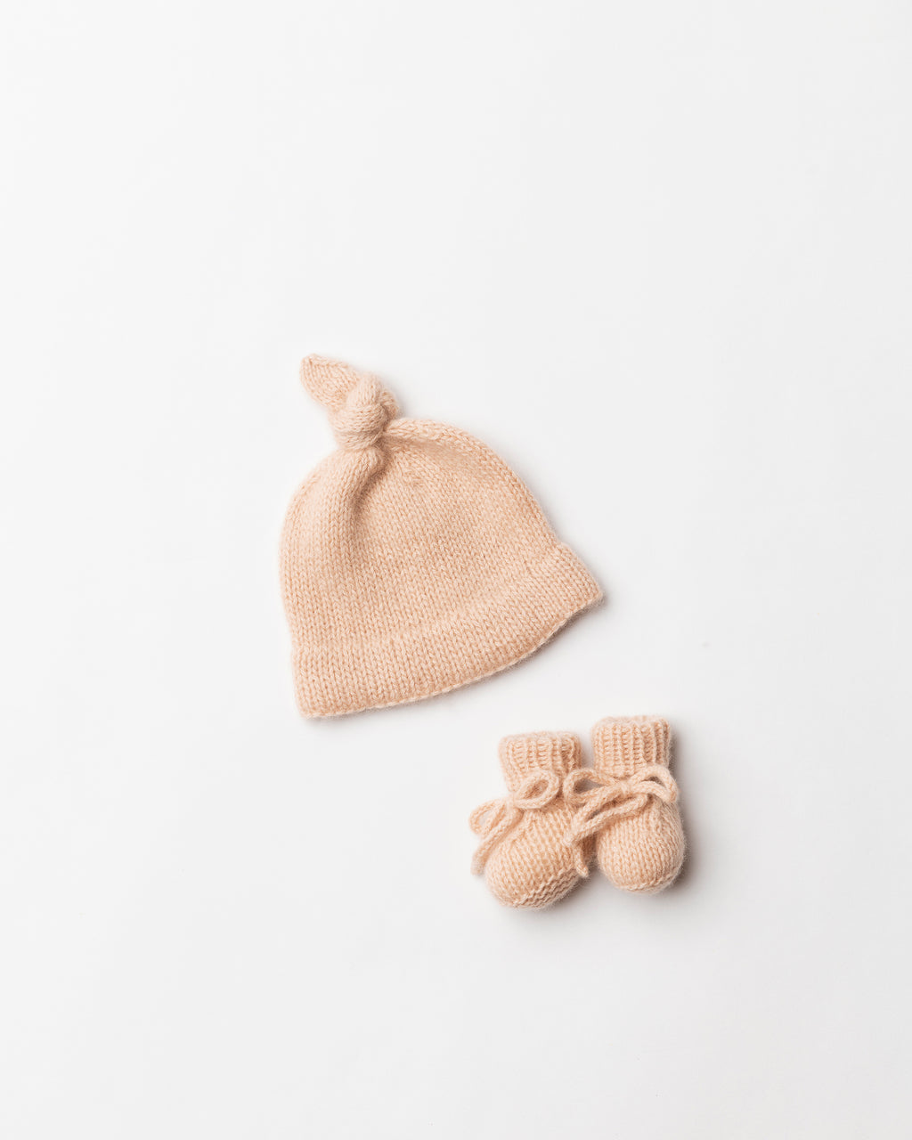 Petite Knot Cashmere hat and Booties Set
