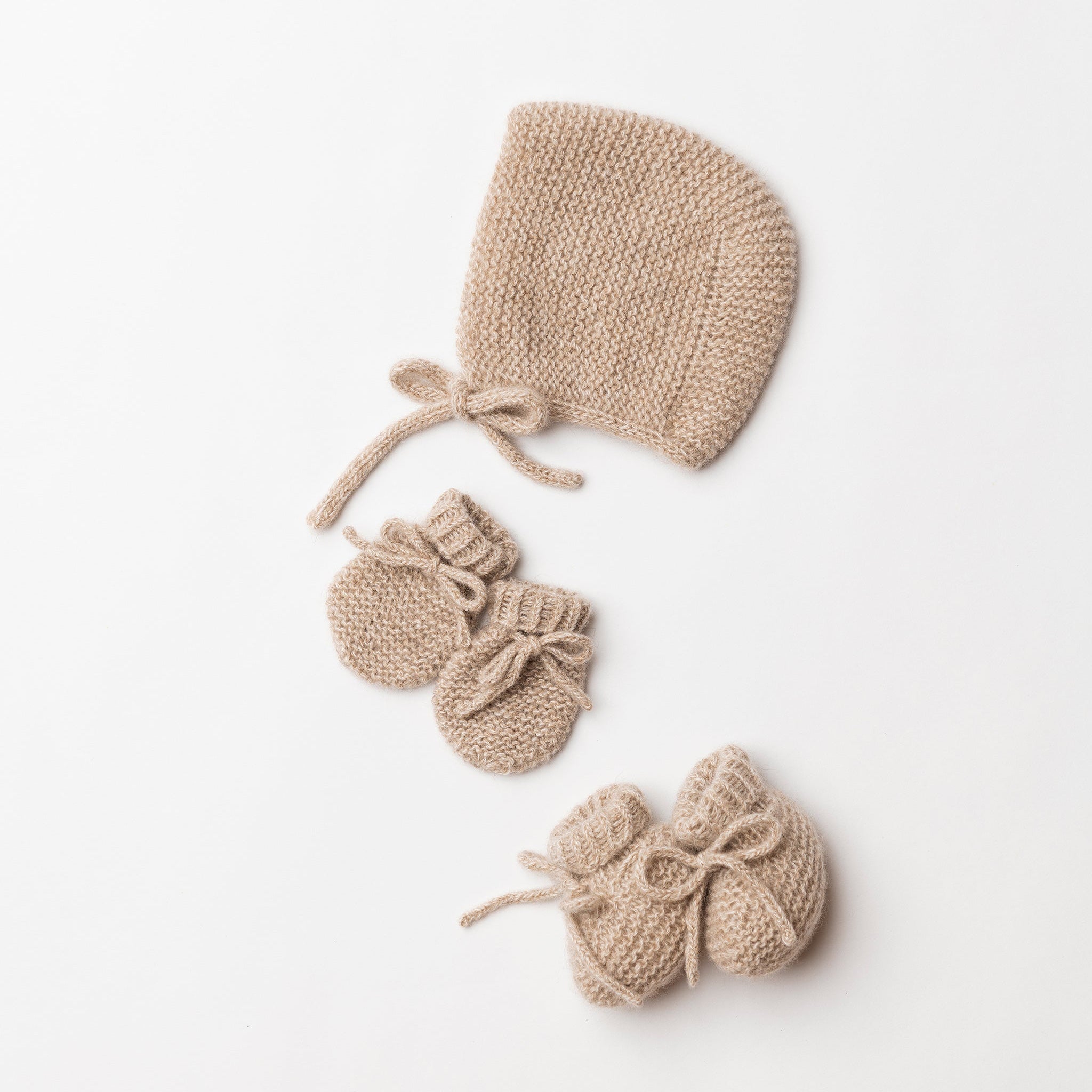 Cashmere Garter Bonnet, Mittens and booties set