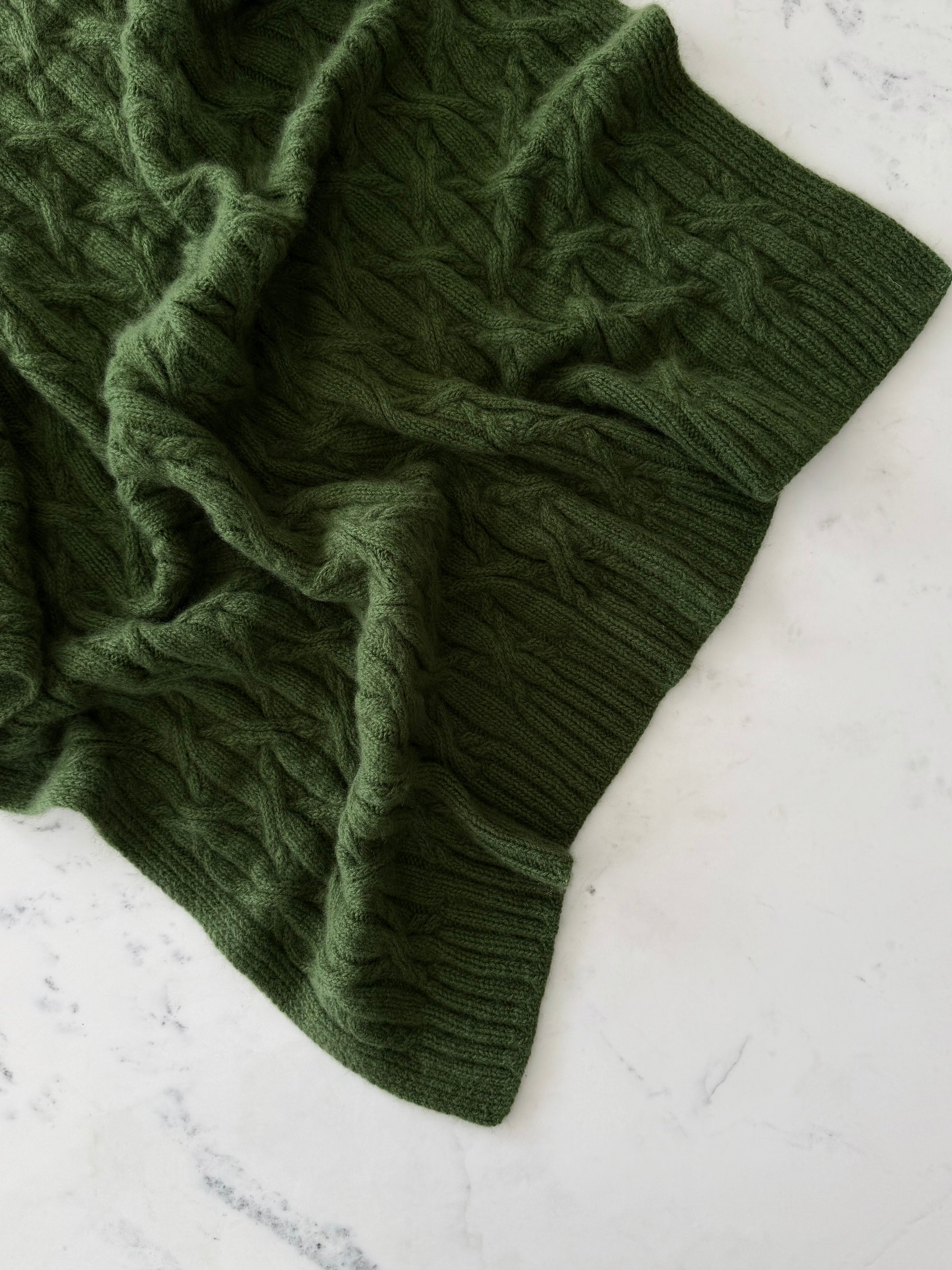 Eternal Cable Cashmere Blanket