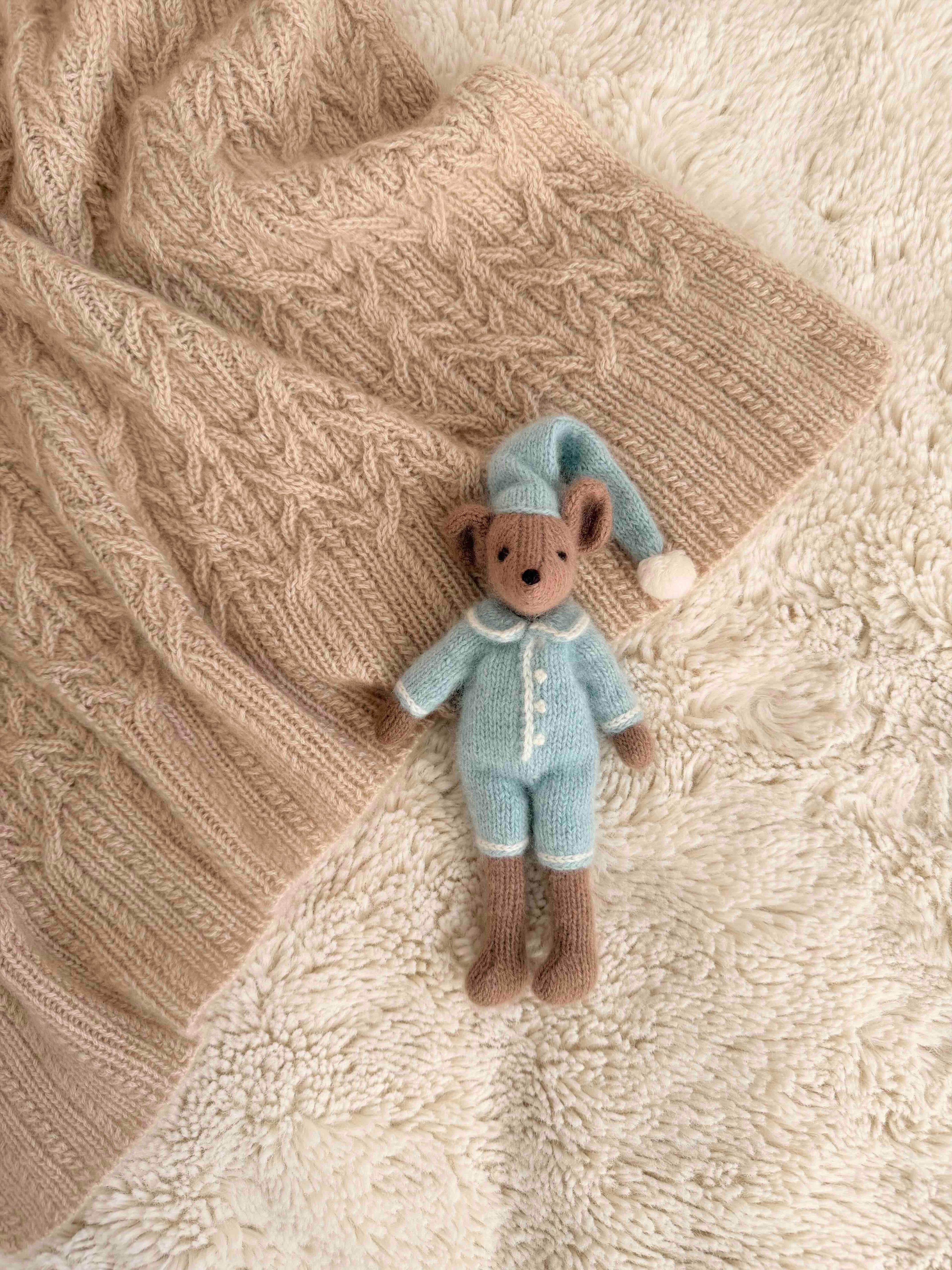 Cashmere Boy Mouse